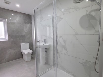 3 Bed Flat, Ystrad Road, CF41