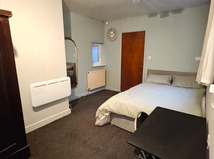 Studio Flat, Downs Road, LU1