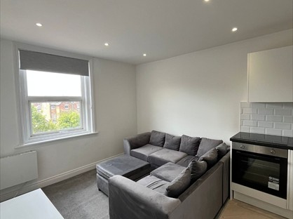1 Bed Flat, Palmerston Road, BH1