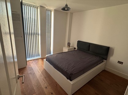 Room in a Shared Flat, Grove Green Road, E11