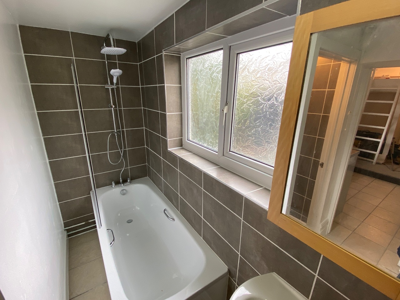Studio Flat, Claude Road, CF24 photo 2
