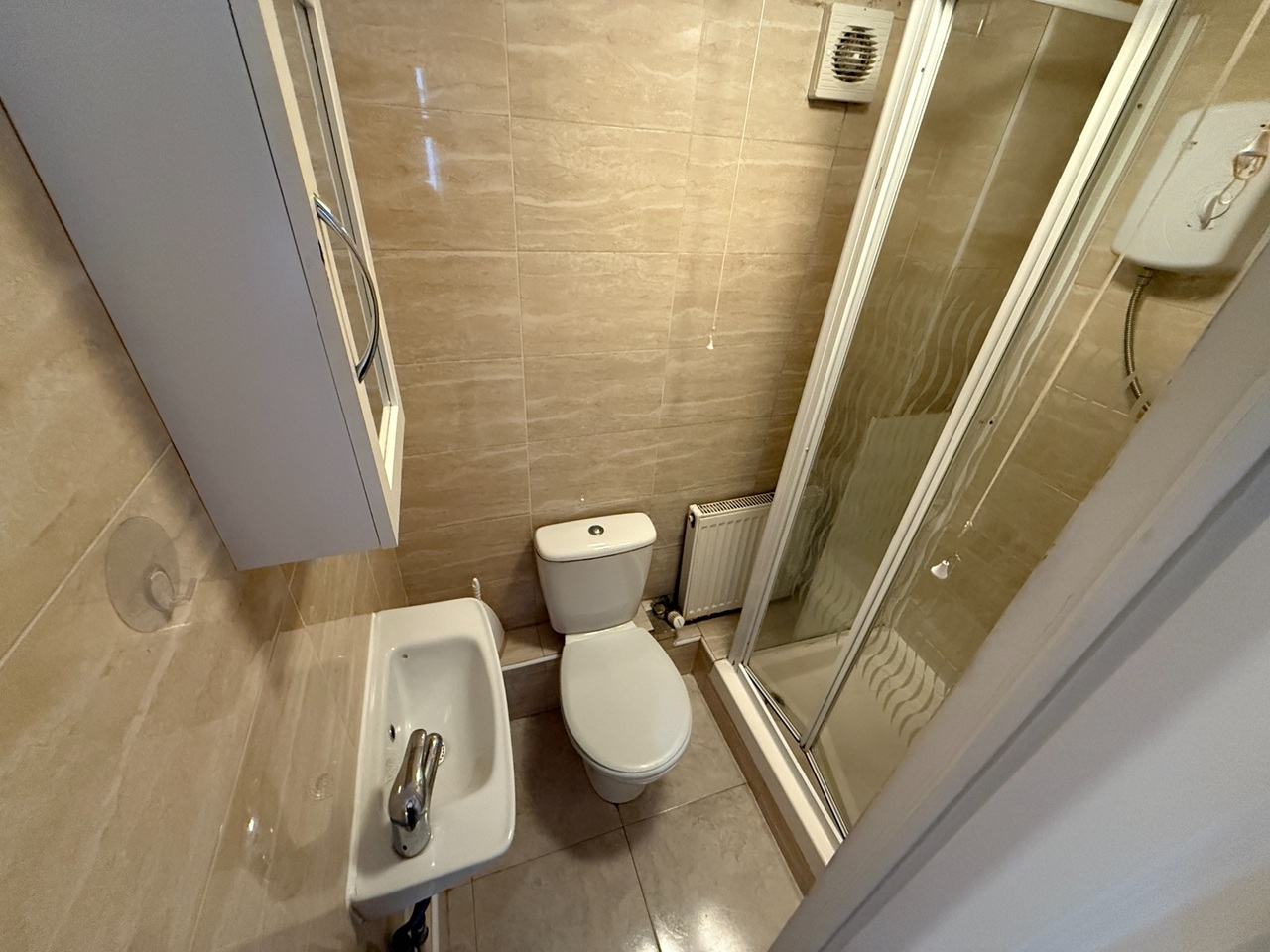 Studio Flat, Oakley Square, NW1 photo 5