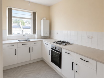 2 Bed Flat, George St, PL1