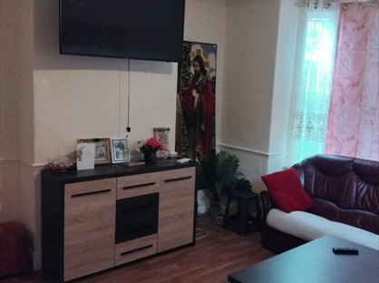 4 Bed Terraced House, Cliff Mount, LS6