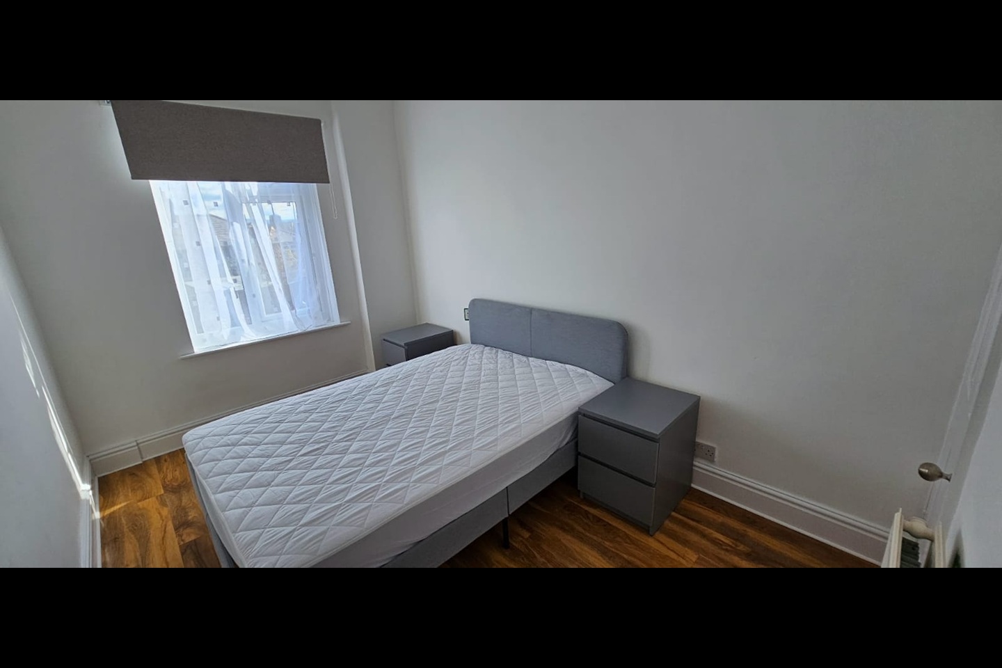 Room in a Shared House, Lecester Road, M8