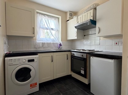 1 Bed Flat, Garnham St, N16