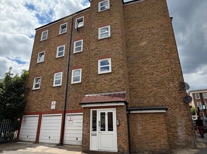 1 Bed Flat, Garnham St, N16