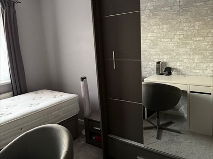 Room in a Shared House, Chadwell Heath, RM6