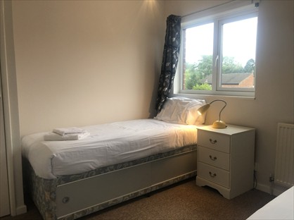 Room in a Shared House, Galahad Close, SP10