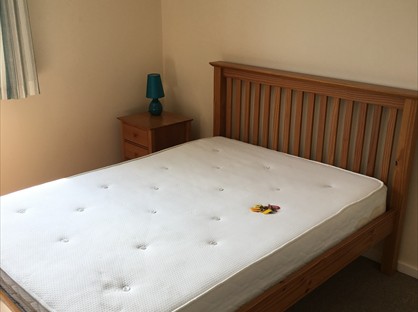 Room in a Shared House, Galahad Close, SP10