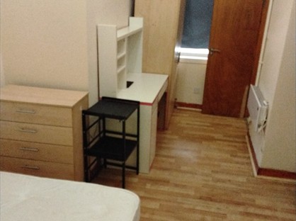 Room in a Shared House, Plumstead High St, SE18