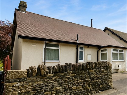 2 bed bungalow for rent in 2 Bed Bungalow, Yews Hill Road, HD1