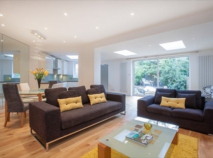 3 Bed Terraced House, Nr. Canary Wharf, E14