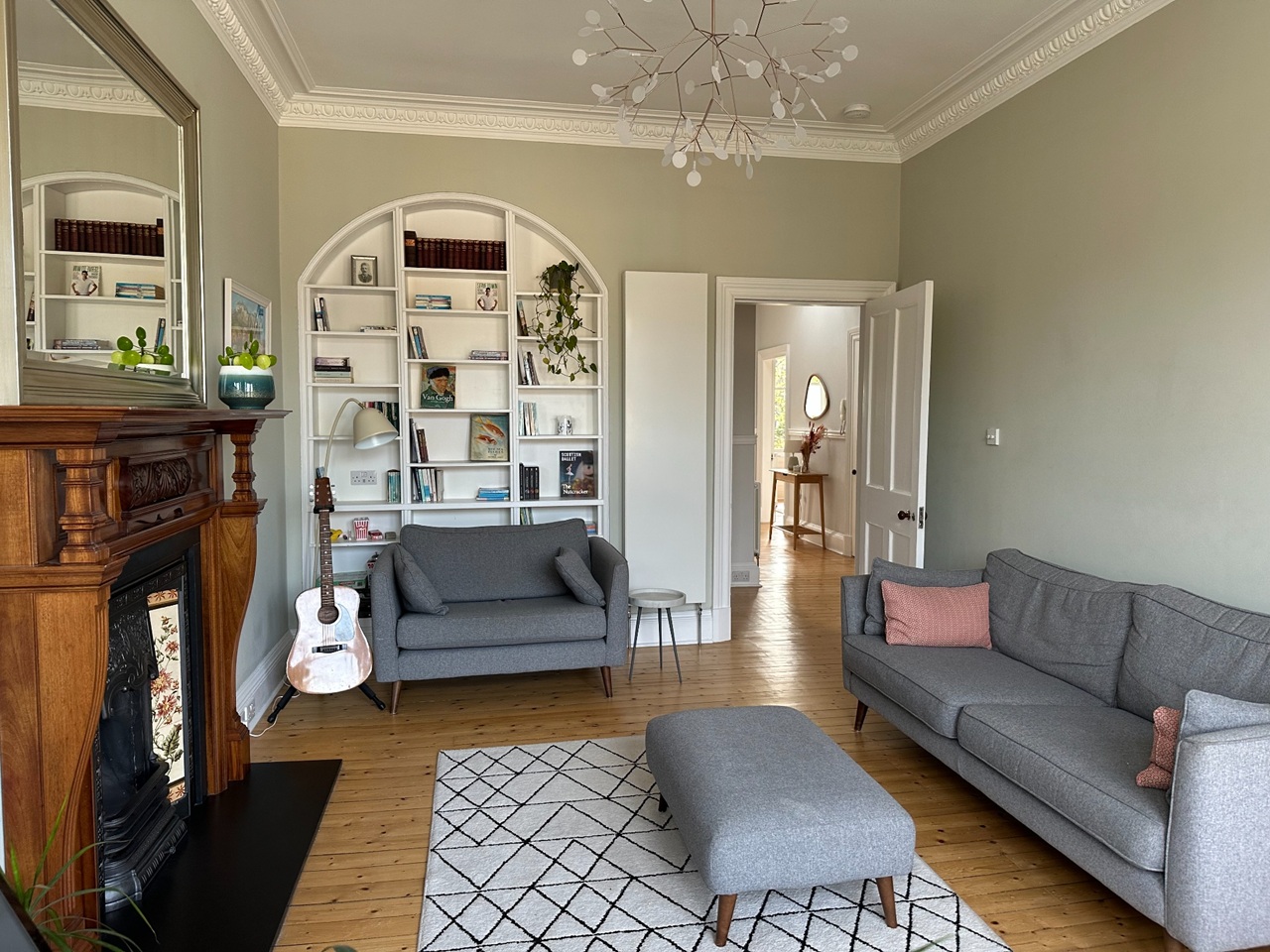 3 Bed Flat, Arden St, EH9 photo 2