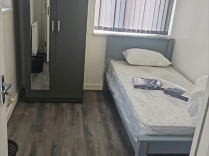 Room in a Shared House, Amington Road, B25