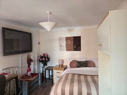 Room in a Shared House, Trona Court, ME10