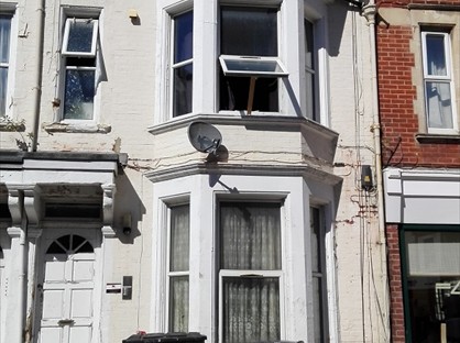 Studio Flat, Lorne Park Road, BH1
