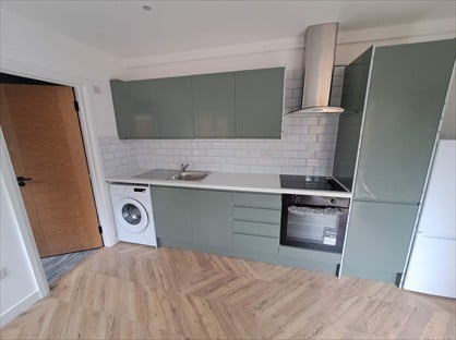 Studio Flat, Ashwood Road, E4