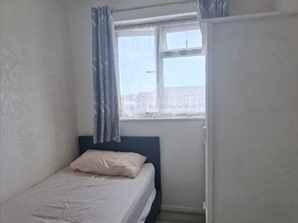 Room in a Shared House, Chichester Close, RM15