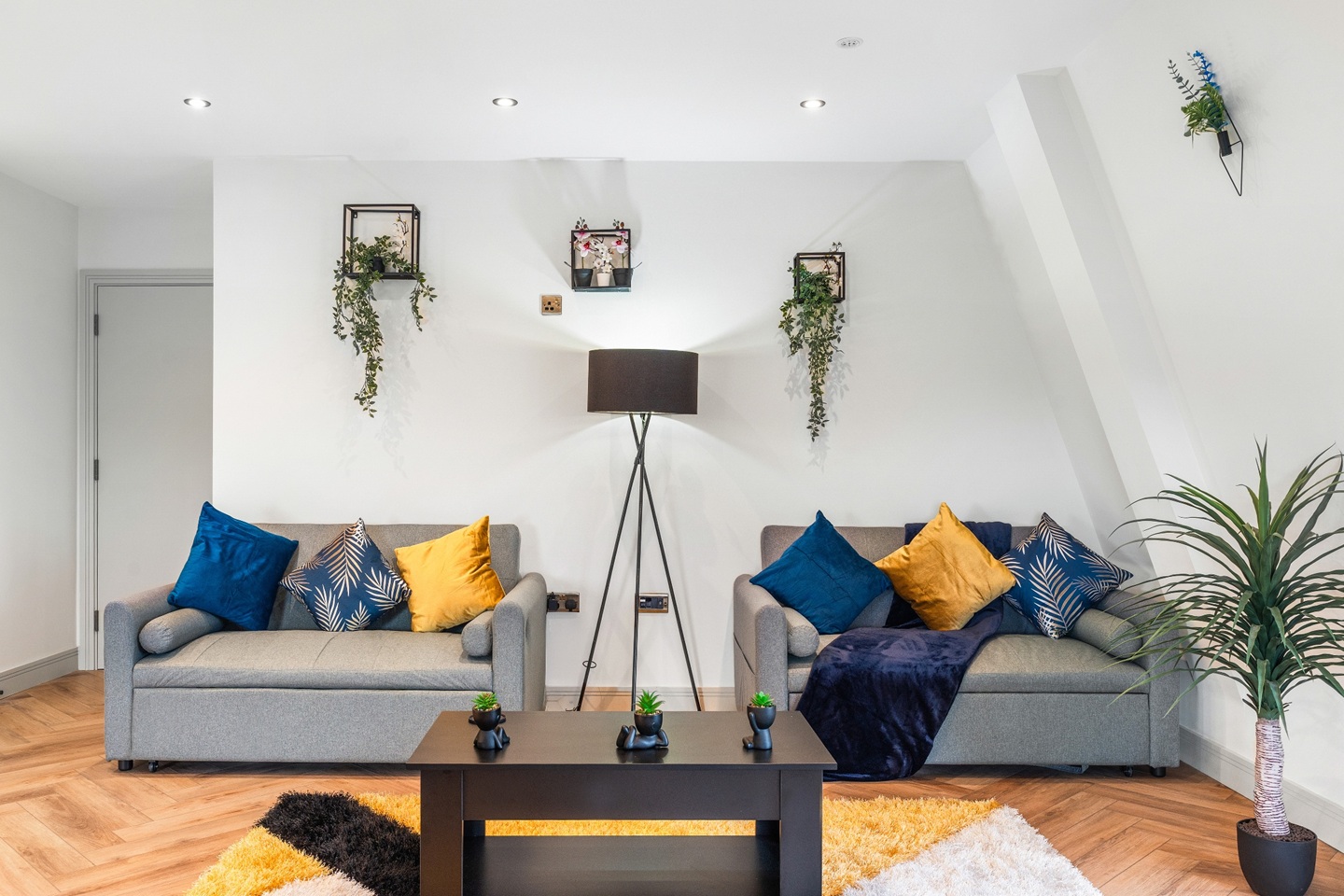 1 Bed Flat, Bartholomews, BN1 photo 3
