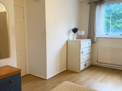 Room in a Shared House, Westbridge Road, SW11