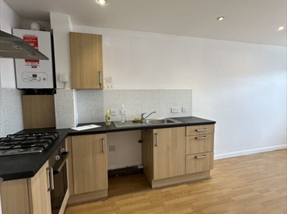 2 Bed Flat, Padda Court, SS12