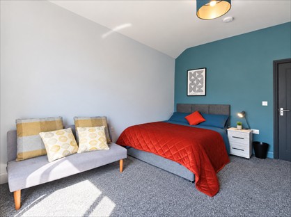 Room in a Shared House, Cwrt Sart, SA11