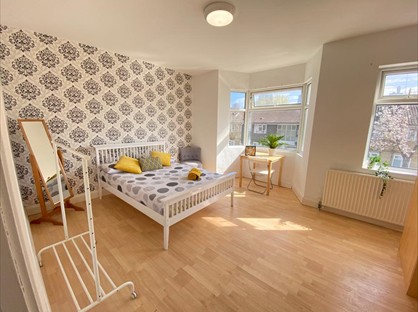 Room in a Shared House, Embleton Road, SE13