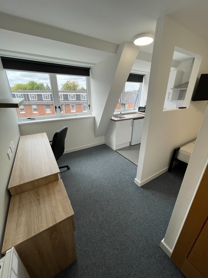1 Bed Flat, Princess Road West, LE1 photo 4