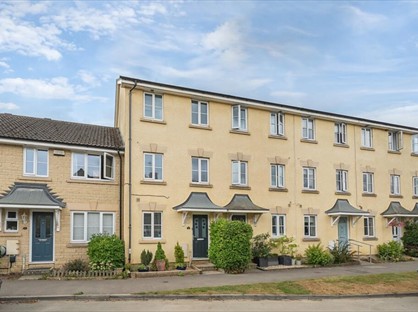 3 Bed Terraced House, Park Road, SN16
