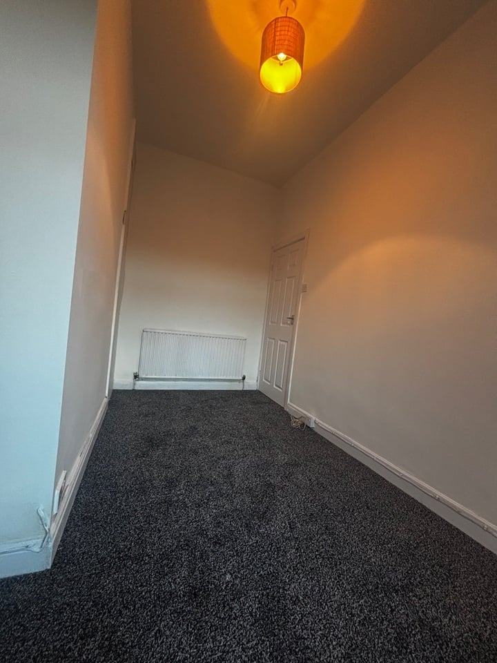 2 Bed Terraced House, Fields New Road, OL9 – photo 8