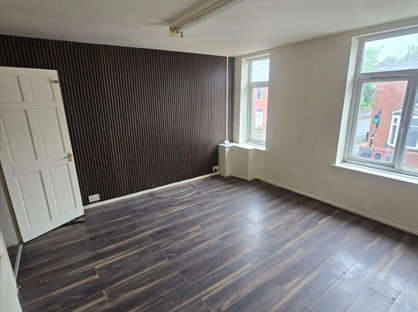 1 Bed Flat, Ashton Road, OL8