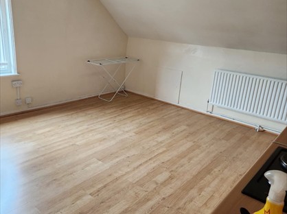 Bedsit, Norfolk Road, S2