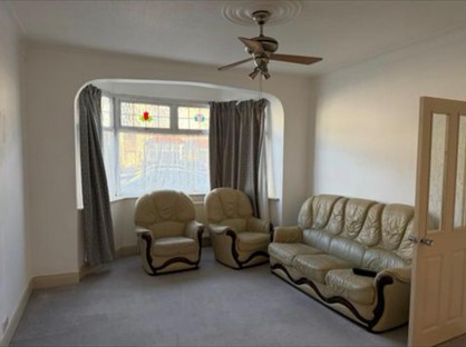 Room in a Shared House, Brook Road, IG2