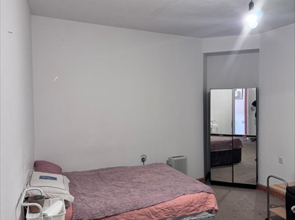 2 Bed Flat, Caledonia St, PA3