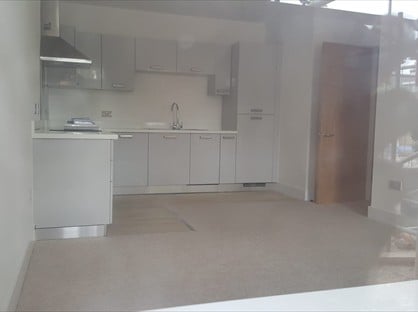 2 Bed Flat, Kings House, TW13