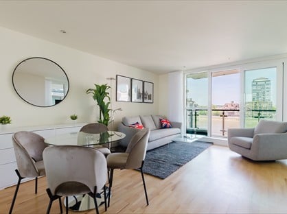 1 Bed Flat, Fountain House, SW8