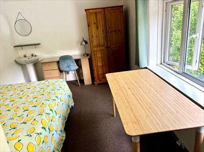 Room in a Shared House, Birdham Road, BN2