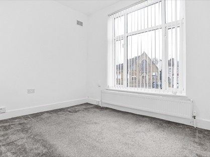 1 Bed Flat, Parsons Mead, CR0