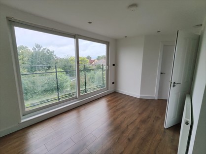 2 Bed Flat, Manor View, N3