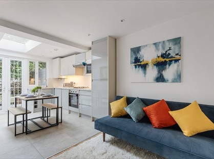 2 Bed Semi-Detached House, Beethoven Street, W10