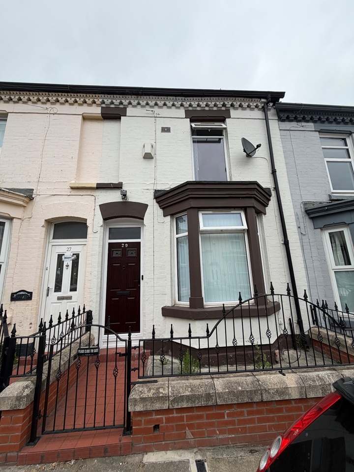 Room in a Shared House, Stamford St, L7