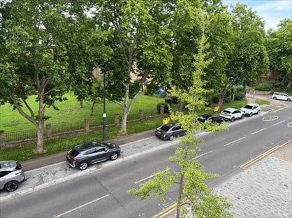 3 Bed Flat, Old Church Road, E4