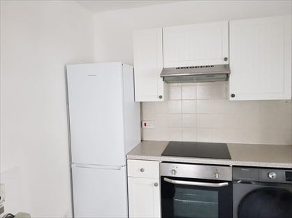 1 Bed Flat, Hampden Terrace, BN22
