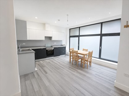 2 Bed Maisonette, Ordnance Road, EN3