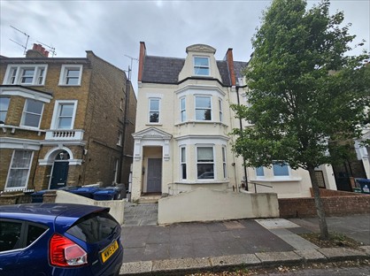 2 Bed Flat, Lammas Park Road, W5