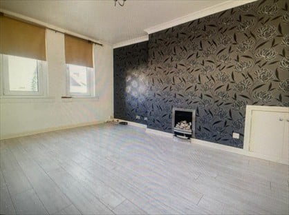 2 bed flat/apartment for rent in 2 Bed Maisonette, Thorndean Avenue, ML4