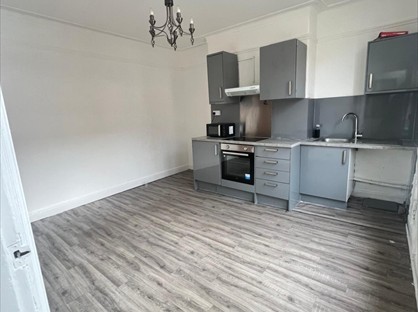 2 Bed Terraced House, Hardy Terrace, LS11