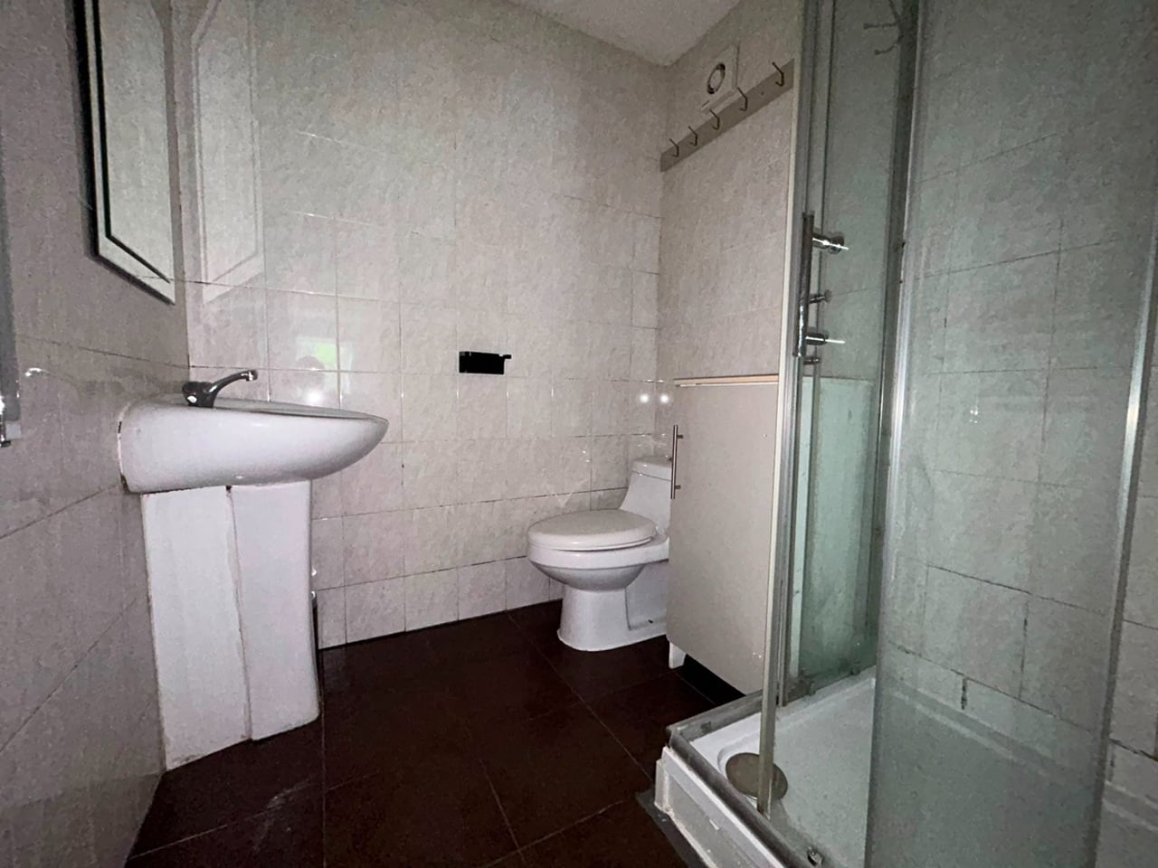 Studio Flat, Walworth Road, SE17 photo 4