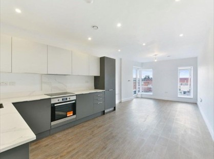 2 Bed Flat, Dominion Road, UB2